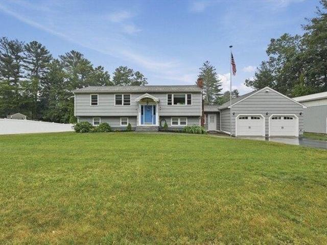 House for sale in Kingston, Massachusetts