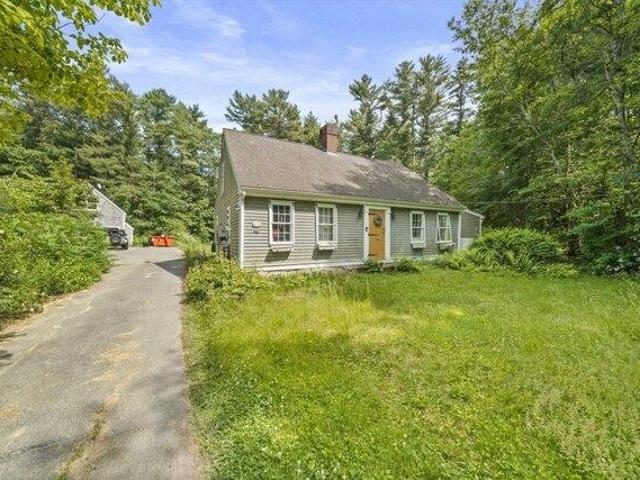 House for sale in Kingston, Massachusetts