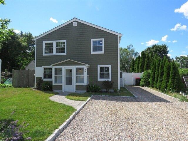 House for sale in Kingston Shores, Kingston
