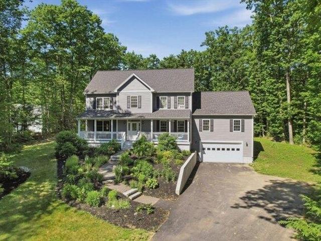 House for sale in New Hampshire