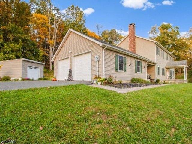 House for sale in Harmonyvale, Lafayette Township