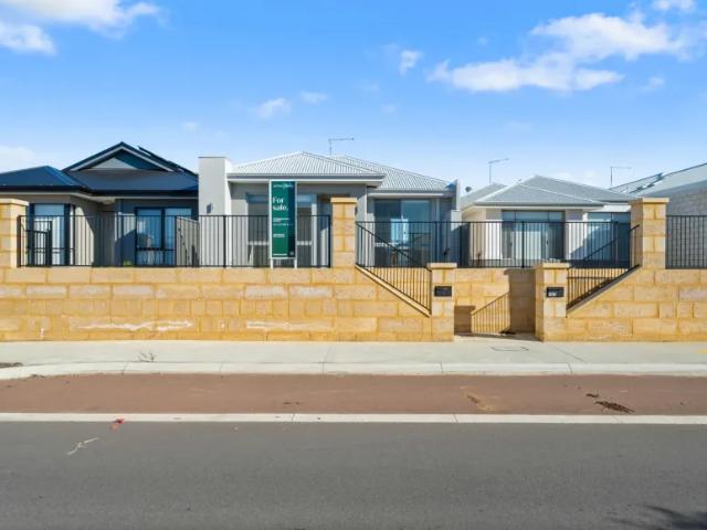 House for sale in Parklands, Western Australia