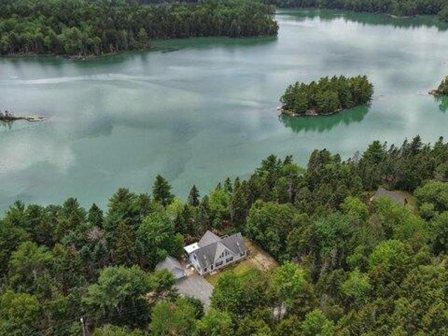 House for sale in Maine