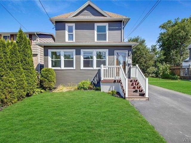 House for sale in Bowmansville, New York