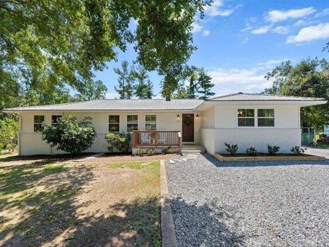 House for sale in Landrum, South Carolina