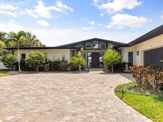 House for sale in Largo, Florida