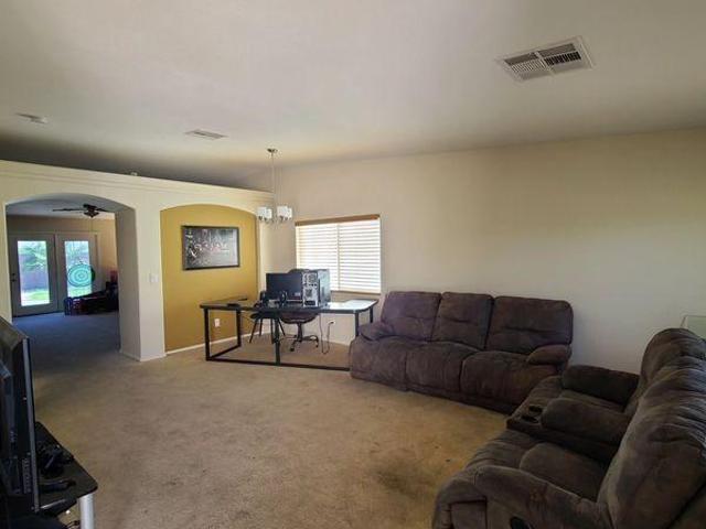 Room for rent in Nevada