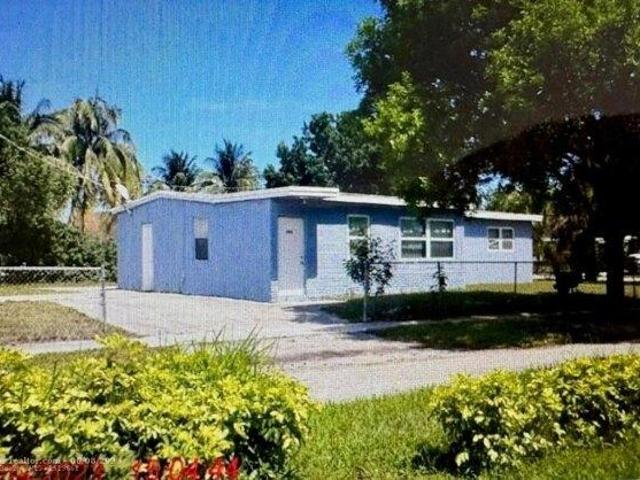 House for sale in Lauderhill