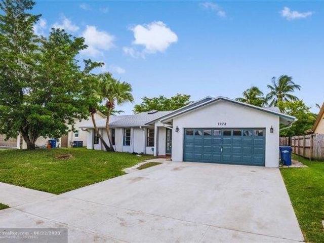 House for sale in Lauderhill