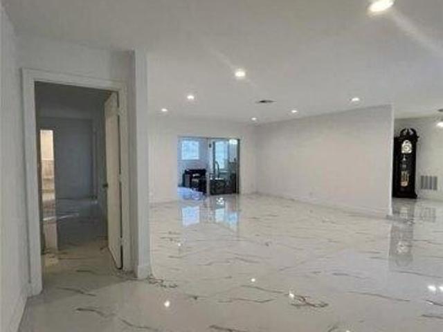 House for sale in Lauderhill