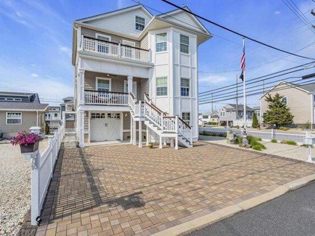 House for sale in Lavallette