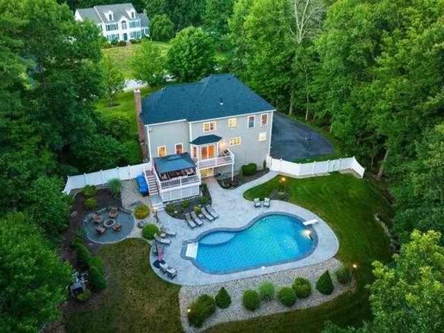 House for sale in New Hampshire
