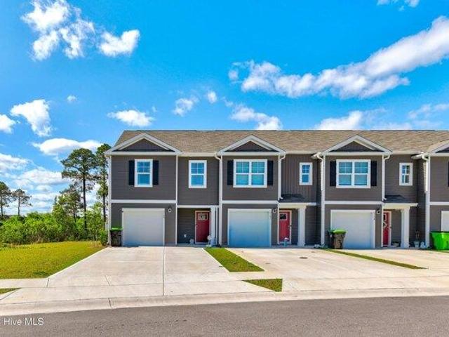 House for sale in Leland, North Carolina