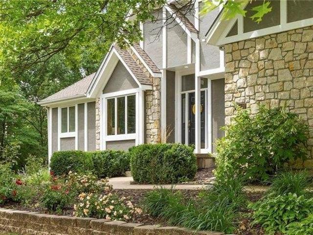 House for sale in Lenexa House for sale in Lenexa