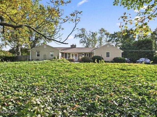 House for sale in Leonardville, Middletown Township