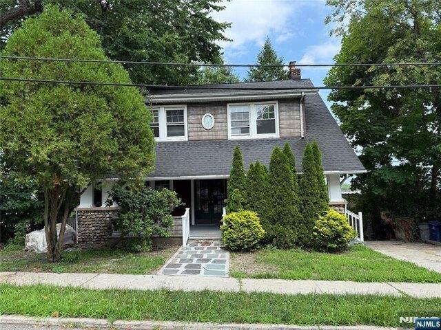 House for sale in Leonia, Bergen County
