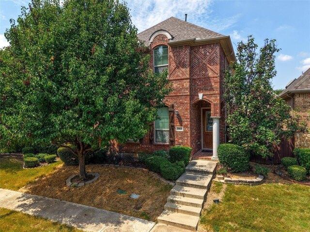 House for sale in Lewisville, Texas