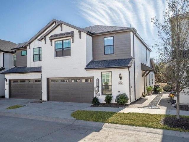 House for sale in Lewisville, Texas