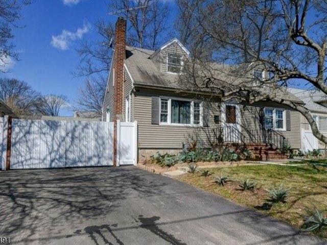 House for sale in Linden, New Jersey