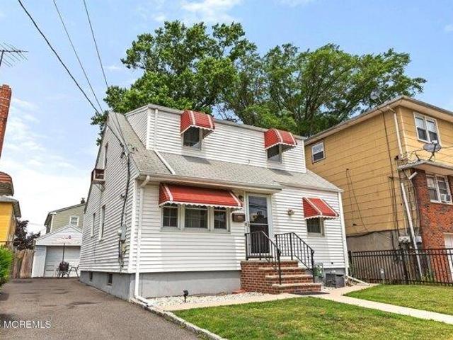 House for sale in Linden, New Jersey