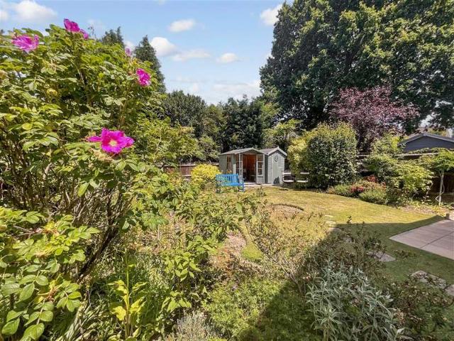 Farm for sale in Bridgefield, Kent