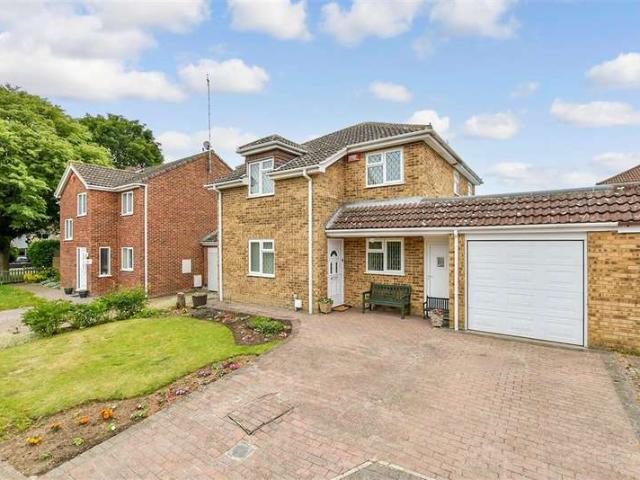 Farm for sale in Dumpton, Acol