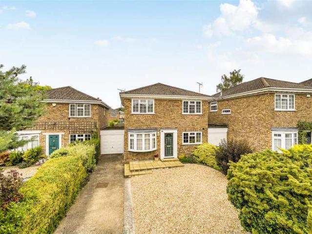 Farm for sale in Finchampstead