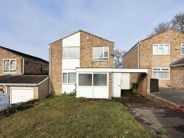House for rent in Heol-las, Surrey