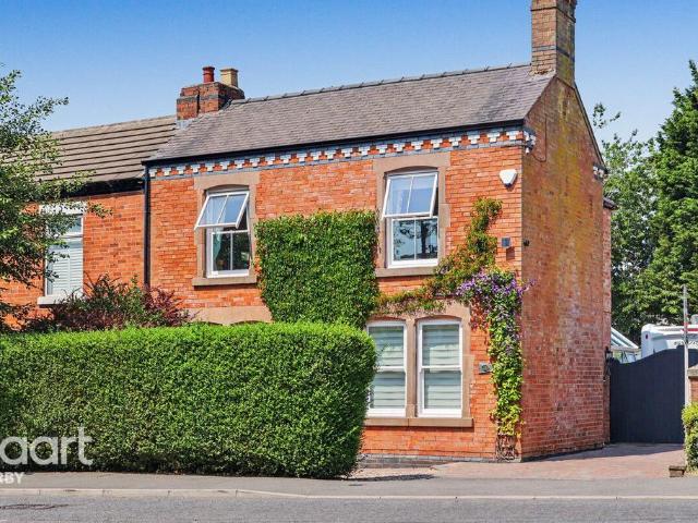 House for sale in Spondon, East Midlands