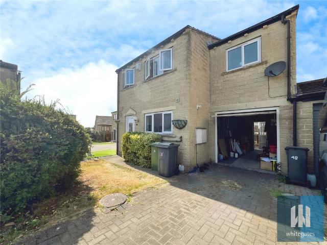 House for sale in Mirfield, West Yorkshire