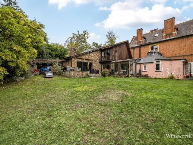 House for sale in Sunningdale