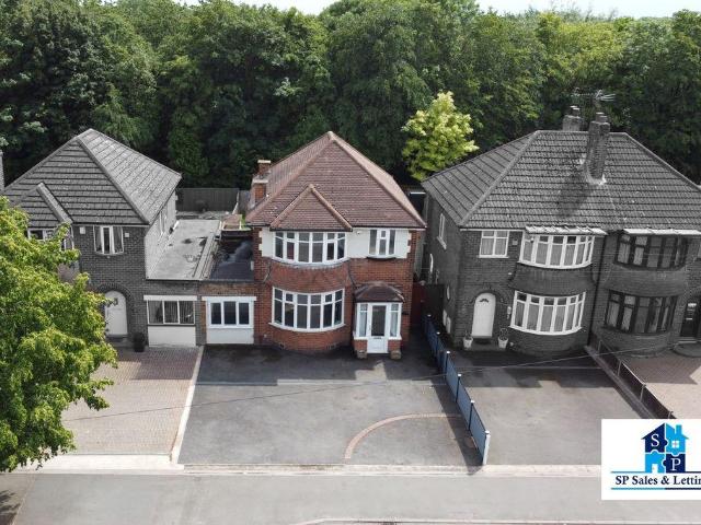 House for sale in Hugglescote, North West Leicestershire