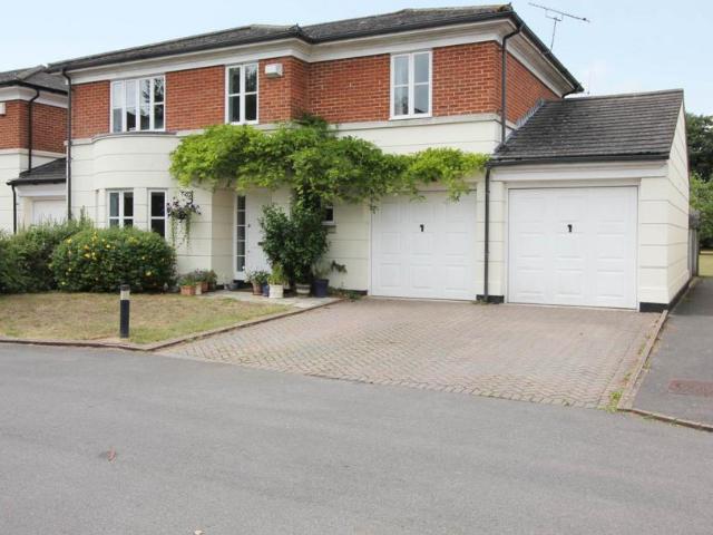 House for sale in Bradfield, West Berkshire