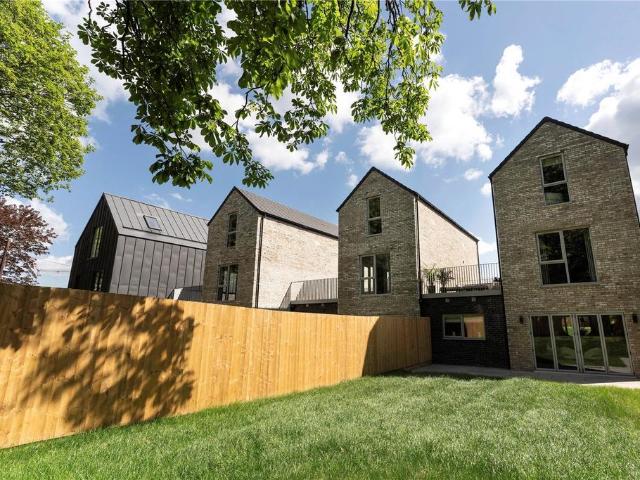 House for sale in Adel East Moor, Adel