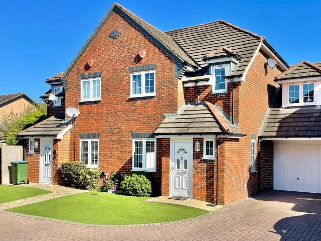 House for sale in Titchfield Common, Fareham