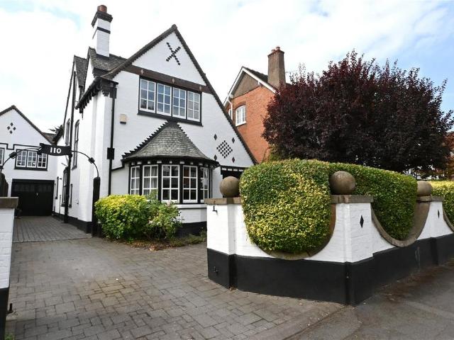 House for sale in Wake Green, West Midlands