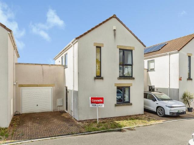 House for sale in Feckenham, City Of Bristol