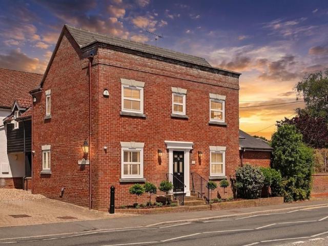 House for sale in Sunnymede, Billericay