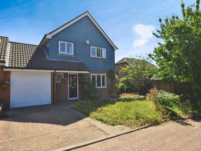 House for sale in Folkestone