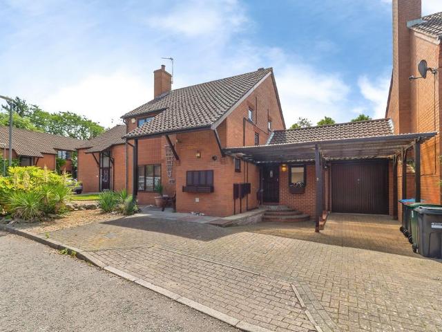 House for sale in Bletchley, Milton Keynes