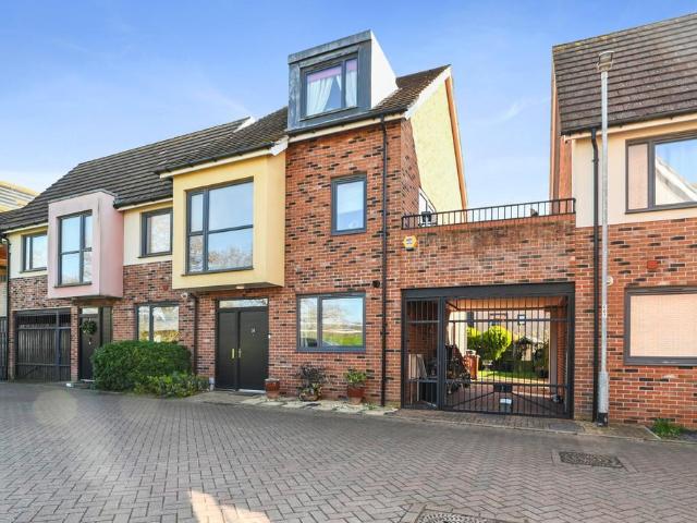 House for sale in Mile End, Fordham Heath