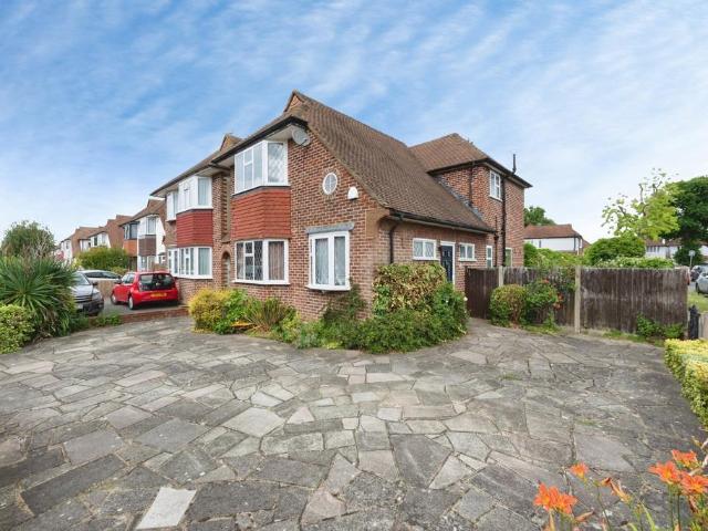 House for sale in Old Malden, Greater London