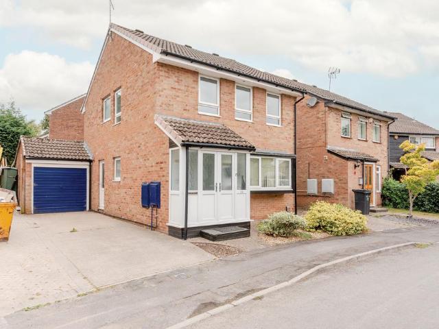 House for sale in Feckenham, City Of Bristol