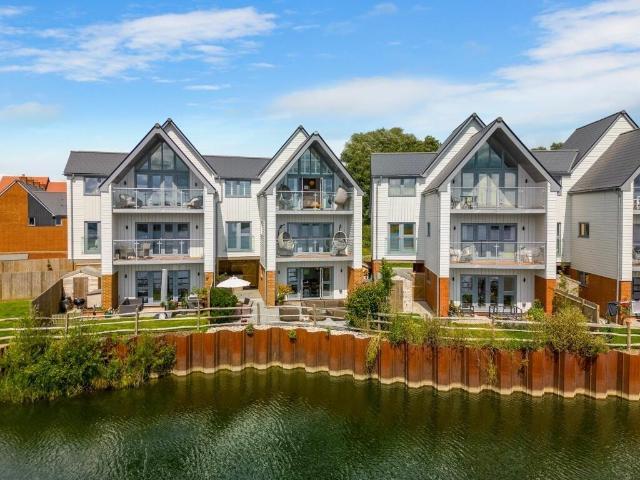 House for sale in Bridgefield, Kent