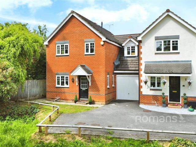 House for sale in Little Sandhurst