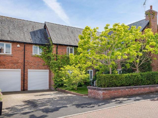 House for sale in Tarvin, Cheshire