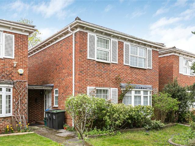 House for sale in Greater London