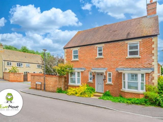 House for sale in Redhouse, Abbey Mead