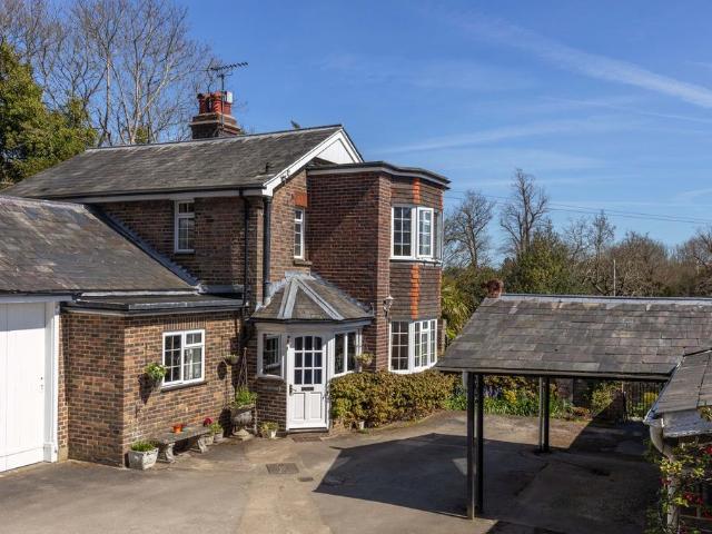 House for sale in Sandown Park, Kent