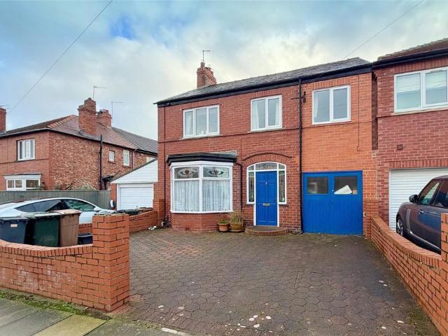 House for sale in New York, Monkseaton